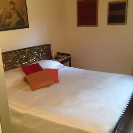 Tra Gli Ulivi Lerici