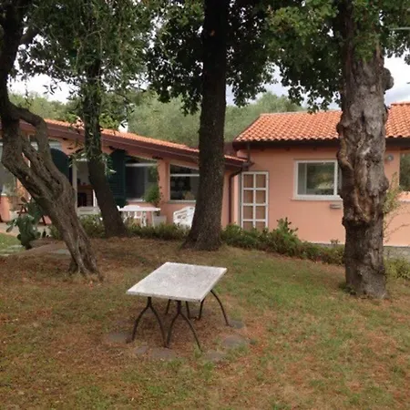 Tra Gli Ulivi Otel